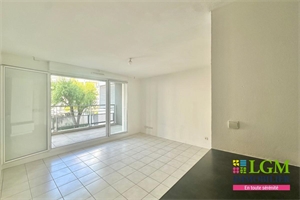 t2 à la vente -   30900  NIMES, surface 45 m2 vente t2 - UBI478099391